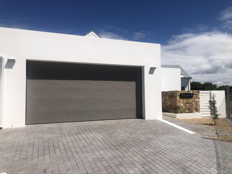 To Let 2 Bedroom Property for Rent in Vermont Western Cape